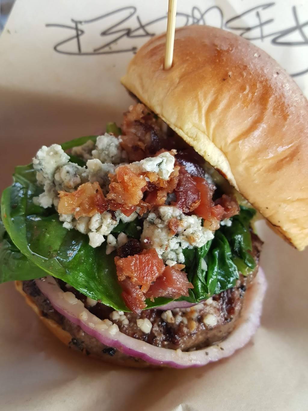 Gburger La Habra | restaurant | 421 E La Habra Blvd, La Habra, CA 90631, USA | 5622457208 OR +1 562-245-7208