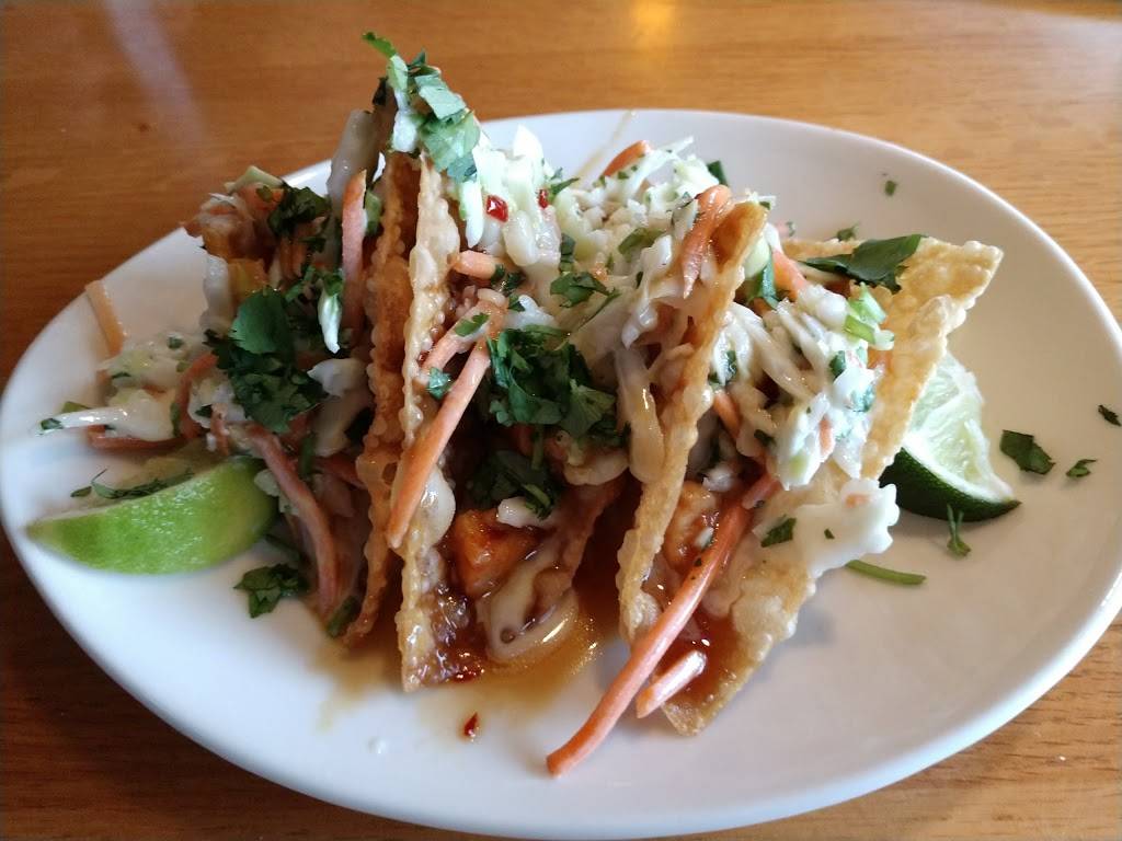 Applebees Grill + Bar | restaurant | 333 NJ-33, Hamilton Township, NJ 08619, USA | 6098902828 OR +1 609-890-2828