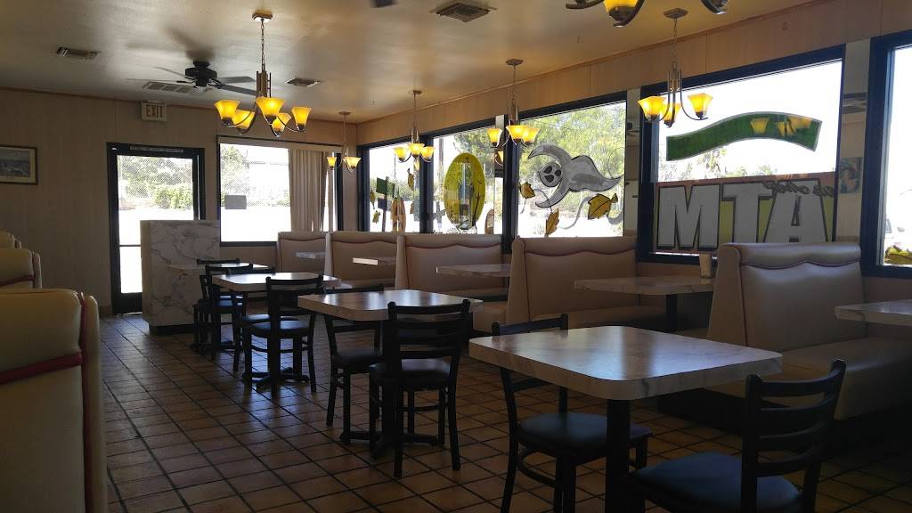 Family Basket Restaurant | restaurant | 670 7th St, Perris, CA 92570, USA | 9519435050 OR +1 951-943-5050