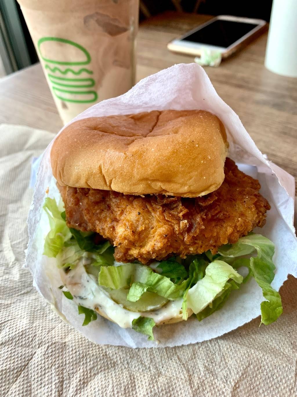 Shake Shack | restaurant | 905 S Grand Central Pkwy #1700, Las Vegas, NV 89106, USA | 7025701613 OR +1 702-570-1613