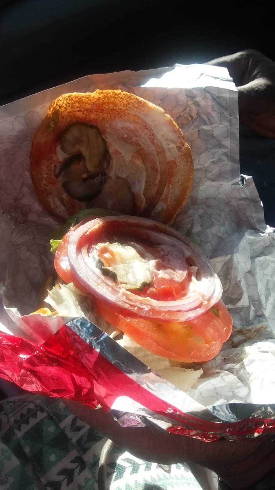 Wendys | restaurant | 8098 Edwin Raynor Blvd, Pasadena, MD 21122, USA | 4104390348 OR +1 410-439-0348