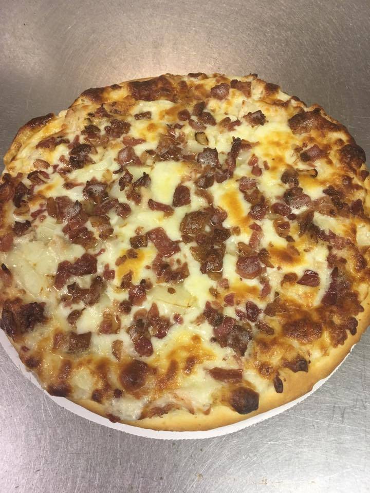 Mama and Me Pizzeria | restaurant | 18219 Dixie Hwy, Homewood, IL 60430, USA | 7087997770 OR +1 708-799-7770