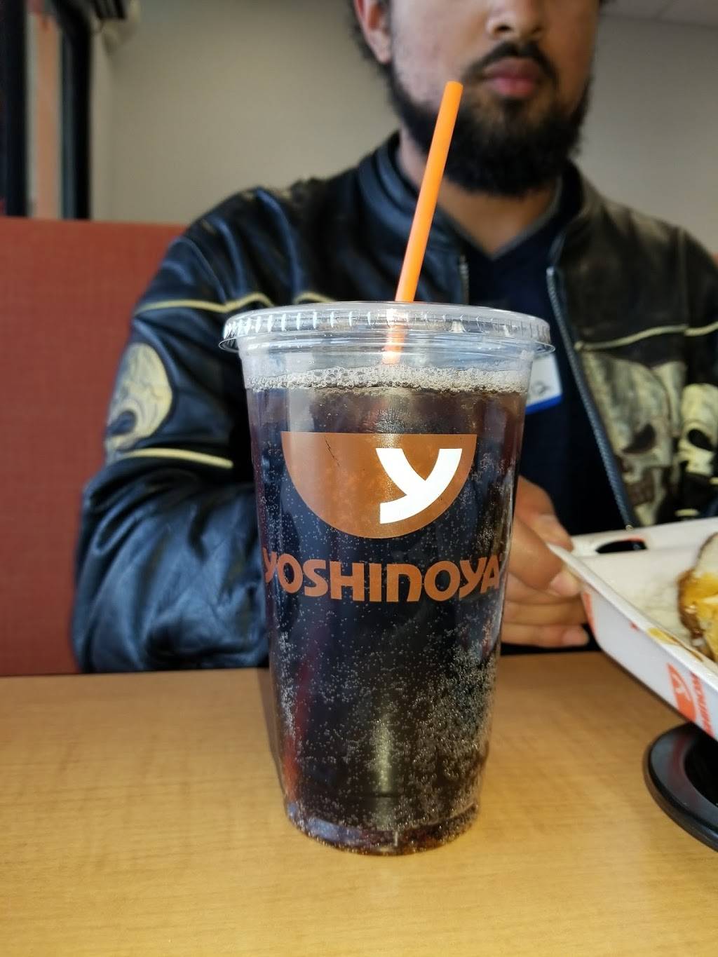 Yoshinoya Ontario | restaurant | 405 N Vineyard Ave C, Ontario, CA 91764, USA | 9099376832 OR +1 909-937-6832