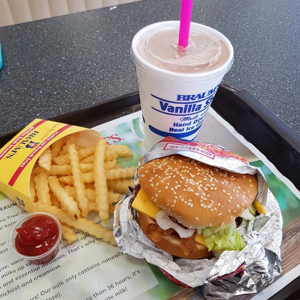 Braums Ice Cream & Burger Restaurant | restaurant | 2420 S Broadway, Edmond, OK 73013, USA | 4053413808 OR +1 405-341-3808
