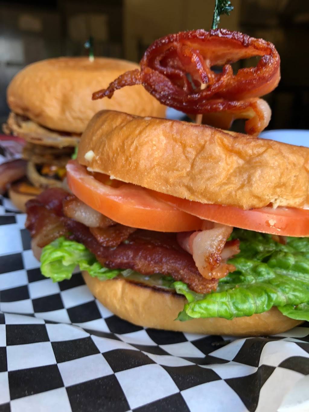 Shotz Bar and Kitchen | restaurant | 1500 E La Habra Blvd, La Habra, CA 90631, USA | 5626975686 OR +1 562-697-5686