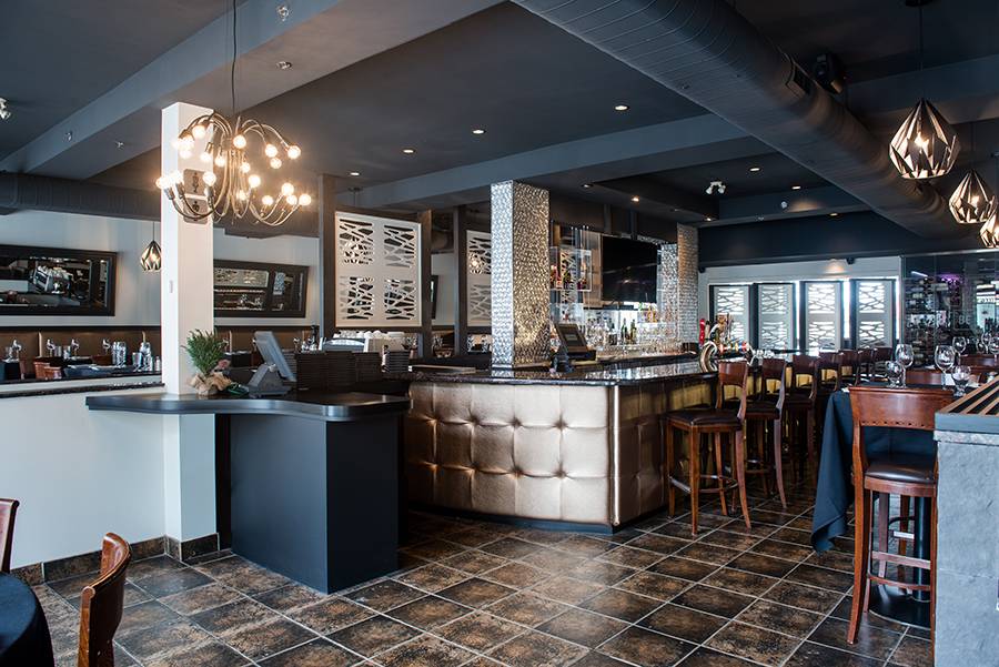 Bistro Épicure Restaurant | restaurant | 80 Prom. du Portage, Gatineau, QC J8X 2K1, Canada | 8197771125 OR +1 819-777-1125