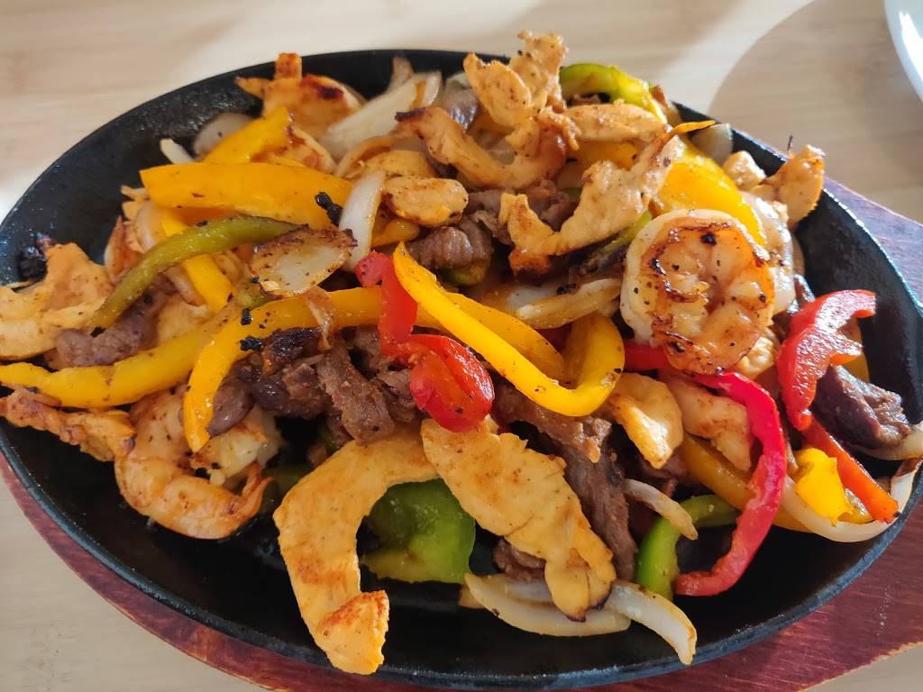 Sauls Restaurant | restaurant | 1705, 11720 Bartlett Ave, Adelanto, CA 92301, USA | 7602460013 OR +1 760-246-0013