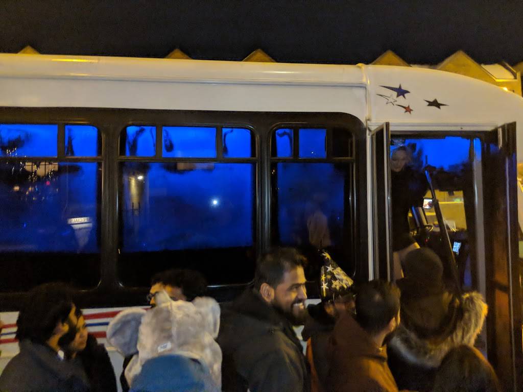 Beaumont Bar And Grill | restaurant | 2020 N Halsted St, Chicago, IL 60614, USA | 7732810177 OR +1 773-281-0177