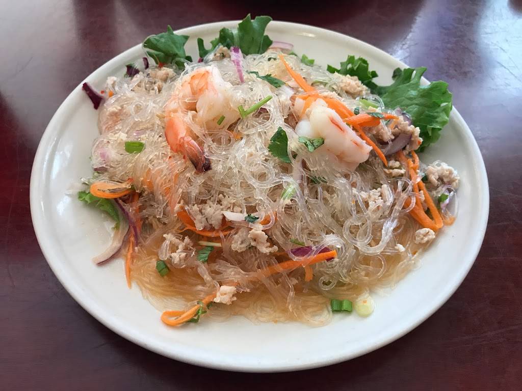 Bangkok St. Thai Restaurant | restaurant | 3073 Nutley Street, Fairfax, VA 22031, USA | 7032802008 OR +1 703-280-2008