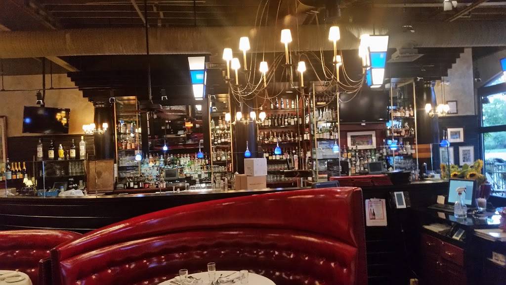 Maxs Oyster Bar | restaurant | 964 Farmington Ave, West Hartford, CT 06107, USA | 8602366299 OR +1 860-236-6299