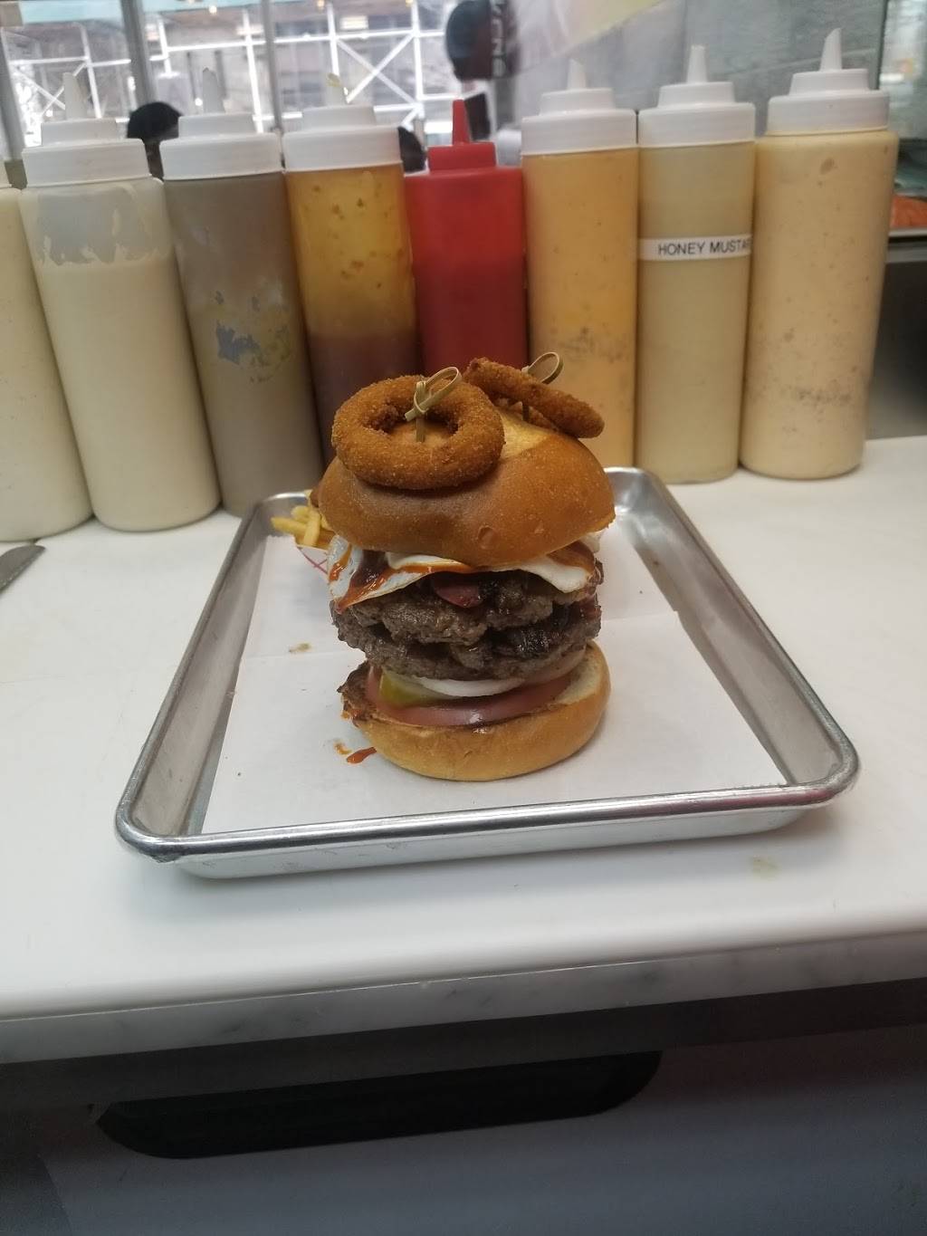 BURGERS & GRILL | restaurant | 2543 Amsterdam Ave, New York, NY 10033, USA | 2125438017 OR +1 212-543-8017