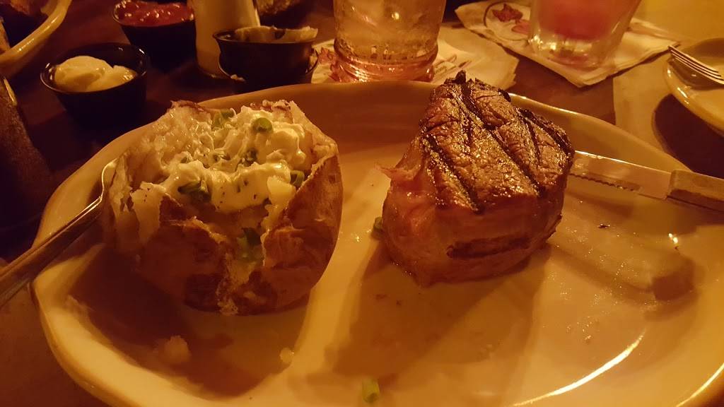 Red Fox Room and Steakhouse | restaurant | 2200 El Cajon Blvd, San Diego, CA 92104, USA | 6192971313 OR +1 619-297-1313