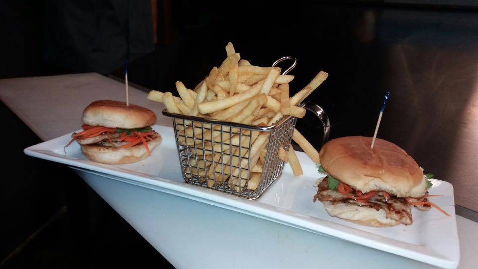 Stixx Social Room & Asian Grill | restaurant | 1705, 361 Indiana Ave, Indianapolis, IN 46204, USA | 3172208755 OR +1 317-220-8755