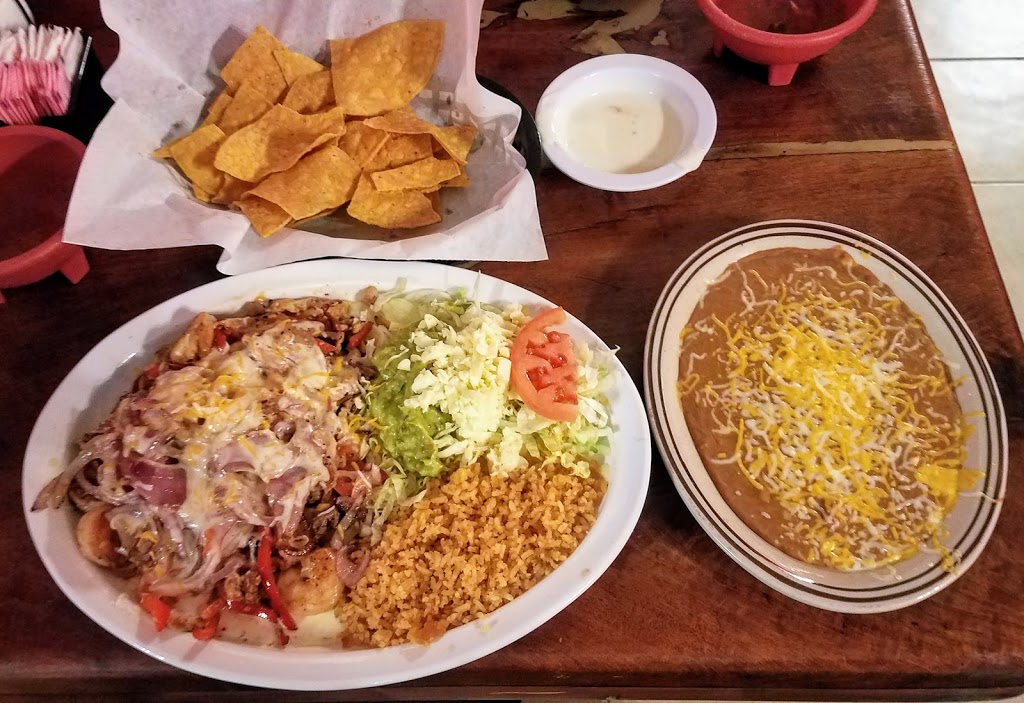 El cancun | restaurant | 118 E Main St, Dwight, IL 60420, USA | 8153745075 OR +1 815-374-5075