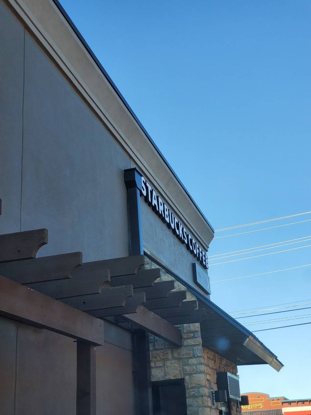 Starbucks | cafe | 1370 N Hamilton Rd, Columbus, OH 43230, USA | 6144754147 OR +1 614-475-4147