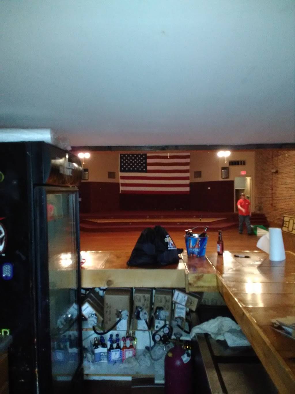 Locals | restaurant | 607 Douglas St, Pawnee, IL 62558, USA | 2176468013 OR +1 217-646-8013