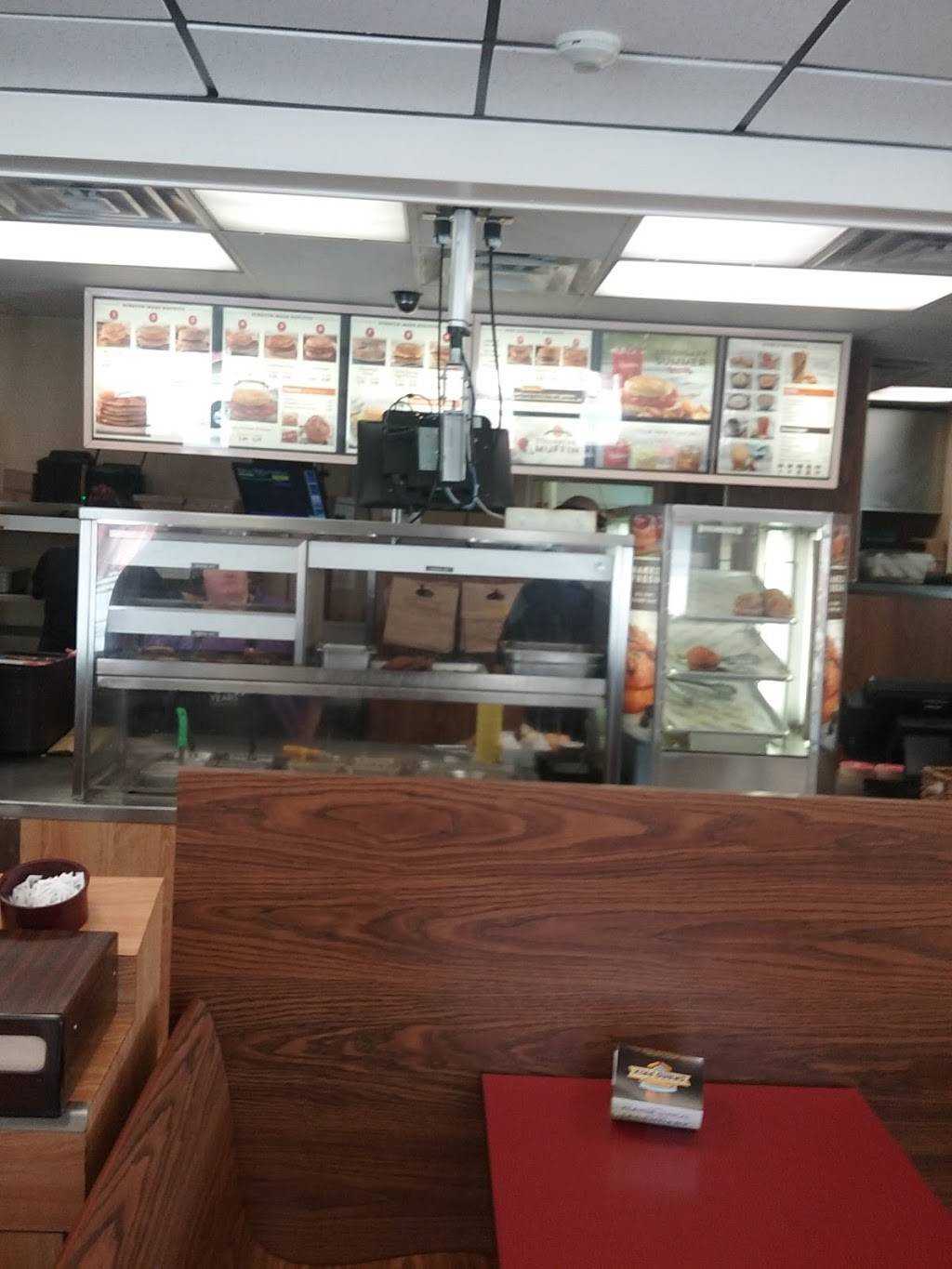 Biscuitville | cafe | 575 Patton St, Danville, VA 24541, USA | 4347998036 OR +1 434-799-8036