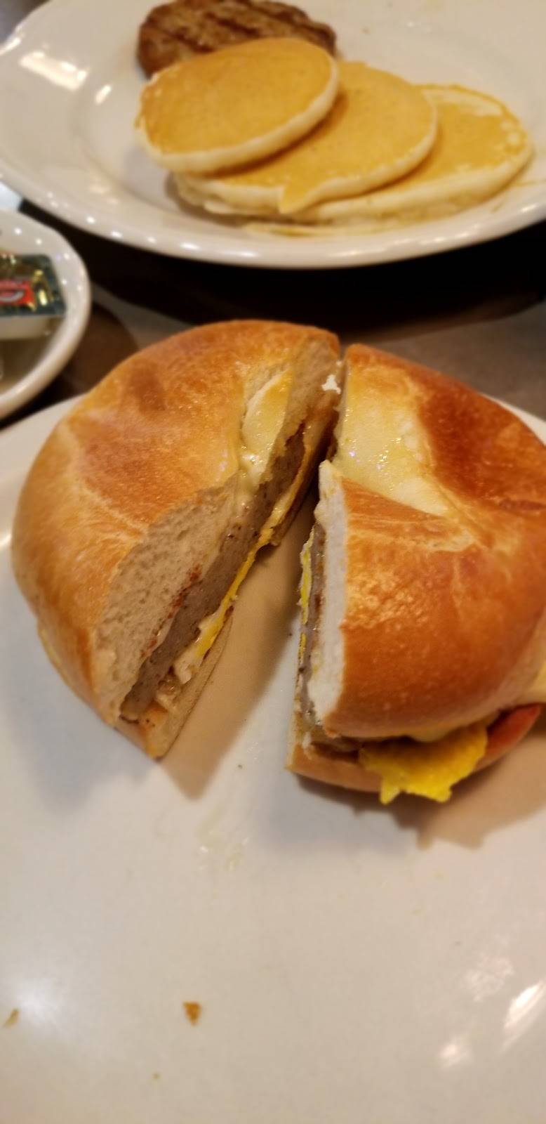 The Little Chef | restaurant | 152 Strode Ave, Coatesville, PA 19320, USA | 6103843221 OR +1 610-384-3221