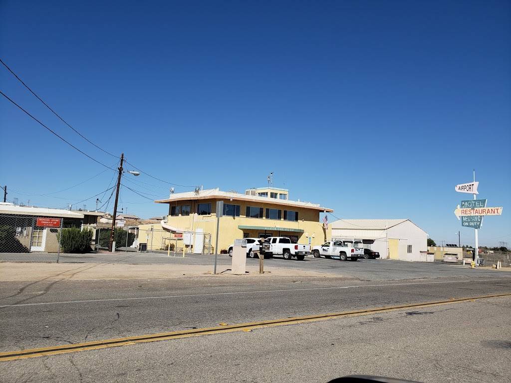 Hesperia Airpark | restaurant | 7070 Summit Valley Rd, Hesperia, CA 92345, USA | 4422675220 OR +1 442-267-5220