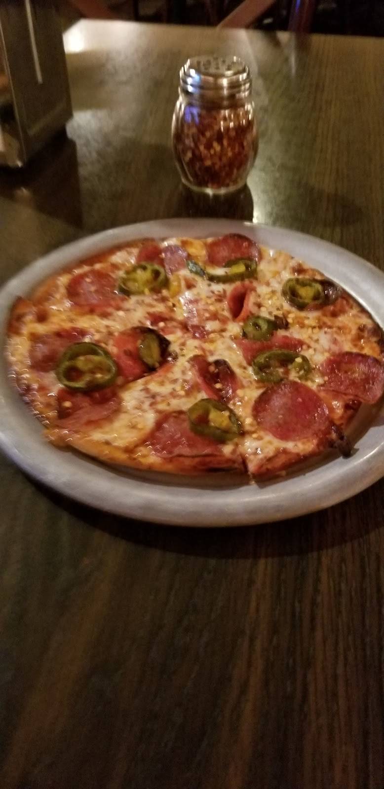 Jerrys Pizza | restaurant | 2250 N Trade Days Blvd, Canton, TX 75103, USA | 9035674821 OR +1 903-567-4821