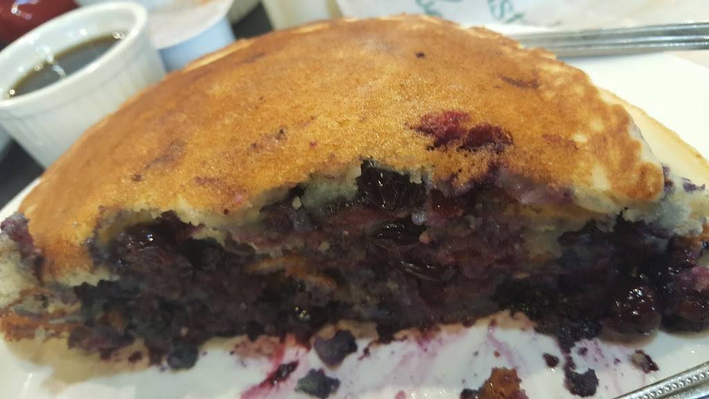 Bristol Café | restaurant | 1621 Grevelia St, South Pasadena, CA 91030, USA | 6264415450 OR +1 626-441-5450