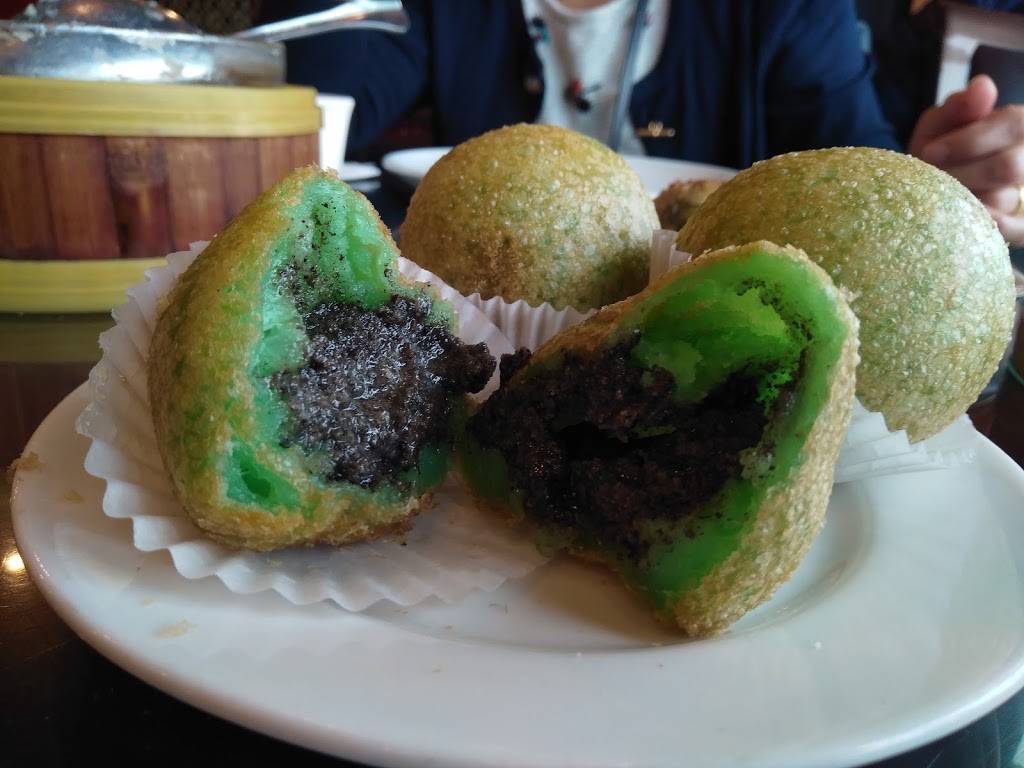 君悦 | restaurant | 13200 NE 20th St, Bellevue, WA 98005, USA | 4253788009 OR +1 425-378-8009