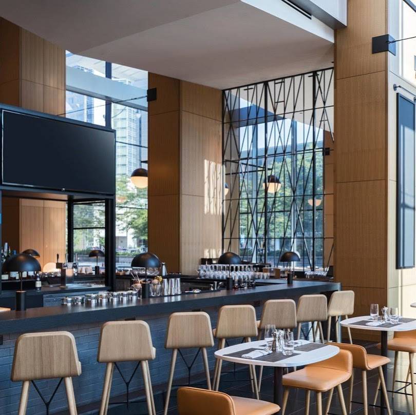 Woven + Bound Bar | restaurant | 2121 S Prairie Ave, Chicago, IL 60616, USA | 3128240500 OR +1 312-824-0500