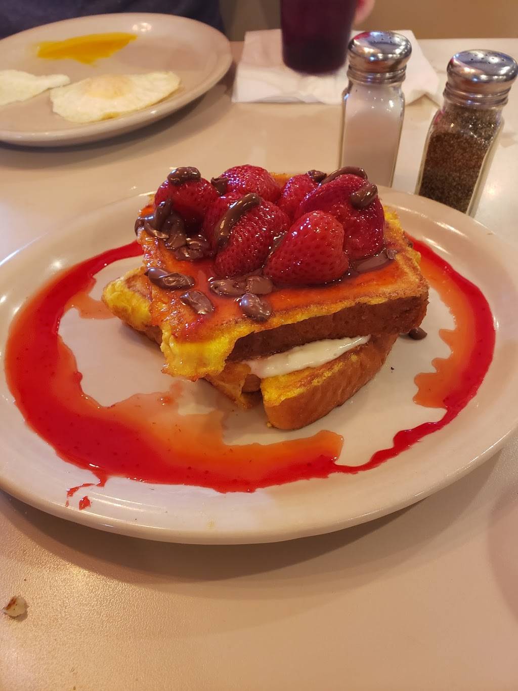 Antonios Coney Island | restaurant | 5485 Fenton Rd, Flint, MI 48507, USA | 8105151848 OR +1 810-515-1848