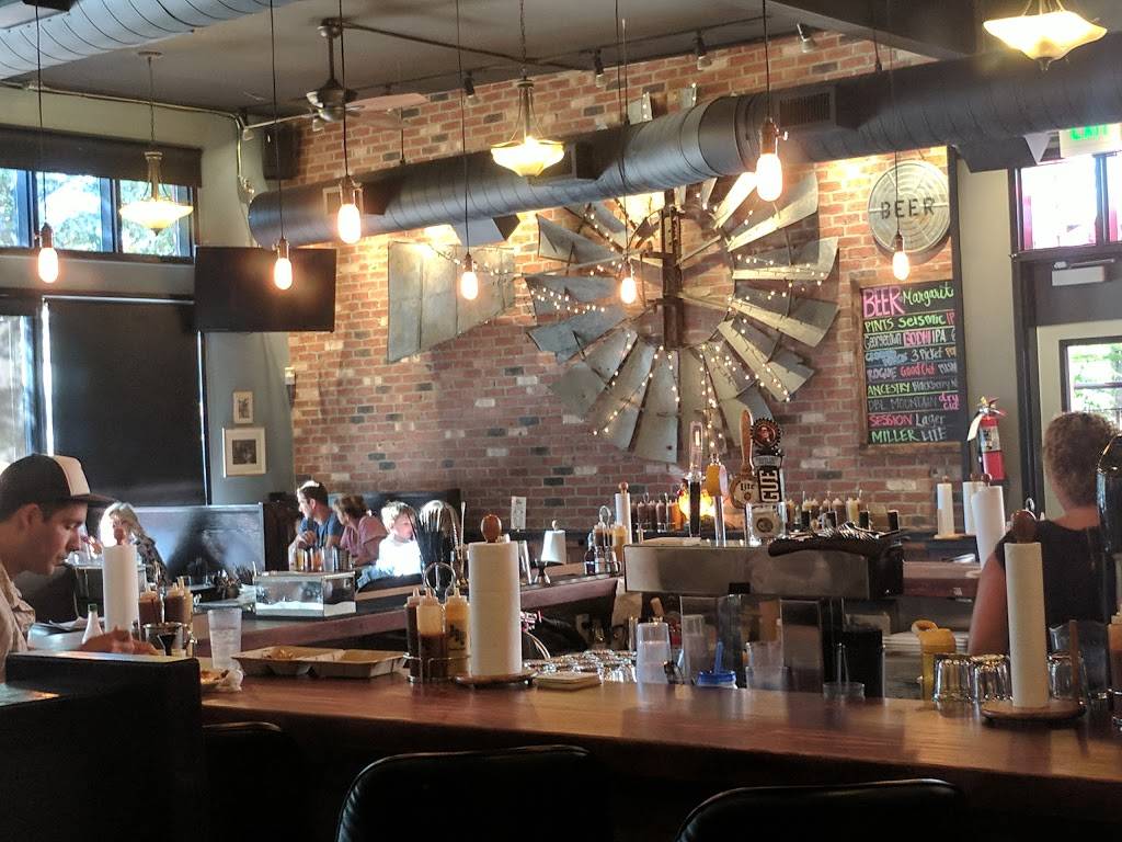 Reverends BBQ | restaurant | 7712 SE 13th Ave, Portland, OR 97202, USA | 5033278755 OR +1 503-327-8755