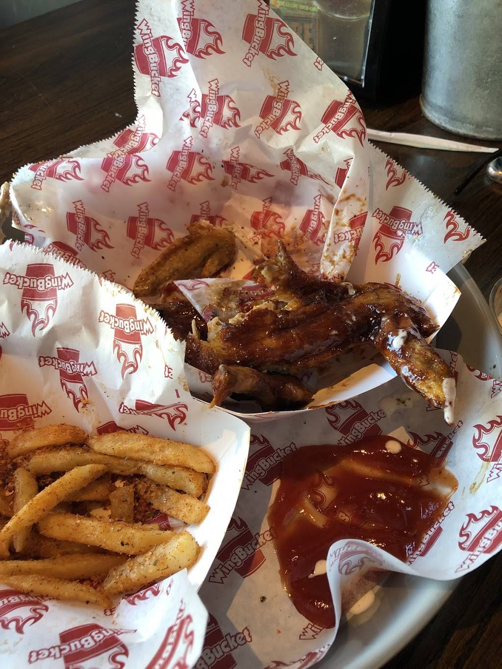 Wing Bucket | restaurant | 305 FM1382, Cedar Hill, TX 75104, USA | 4695750054 OR +1 469-575-0054
