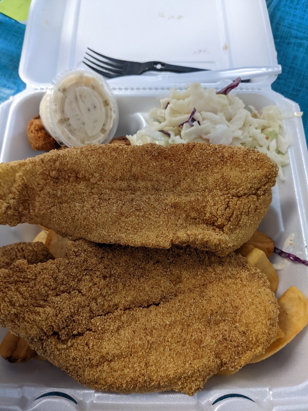 Wichita Fish Company | restaurant | 818 N Mosley St, Wichita, KS 67214, USA | 3162653474 OR +1 316-265-3474