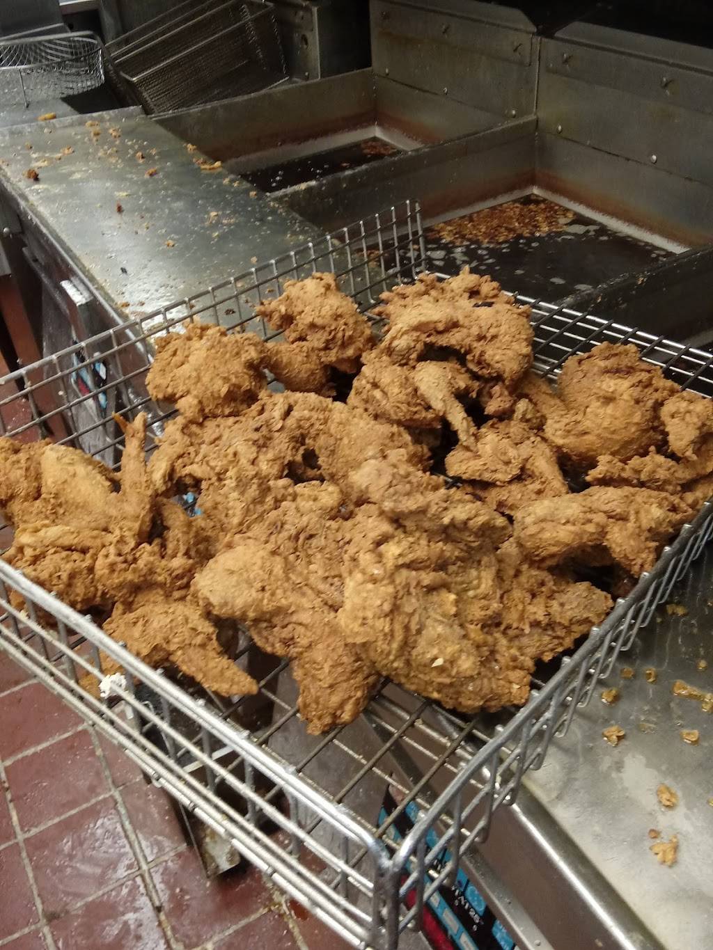 Popeyes Louisiana Kitchen | restaurant | 2578 Candler Rd, Decatur, GA 30032, USA | 4043813330 OR +1 404-381-3330