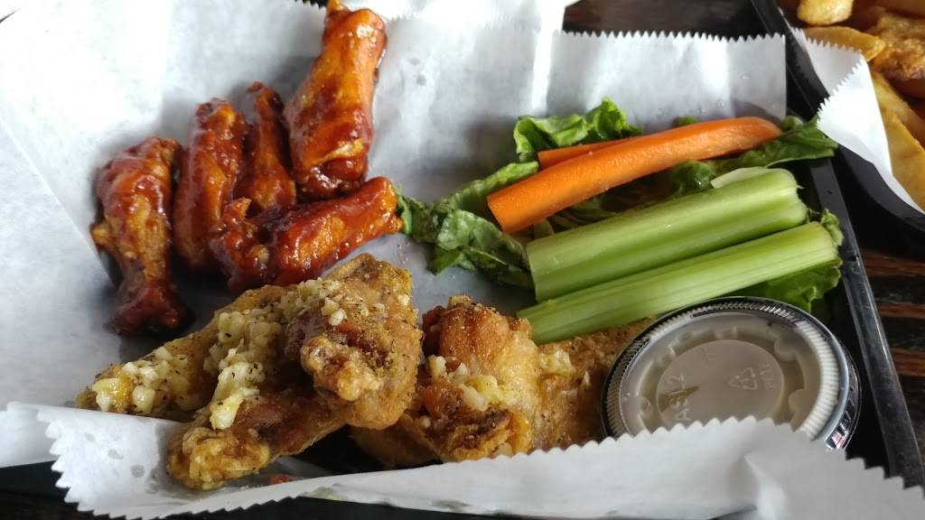 Tonys Sports Bar & Grill | night club | 8610 Roswell Rd, Sandy Springs, GA 30350, USA | 7705522233 OR +1 770-552-2233