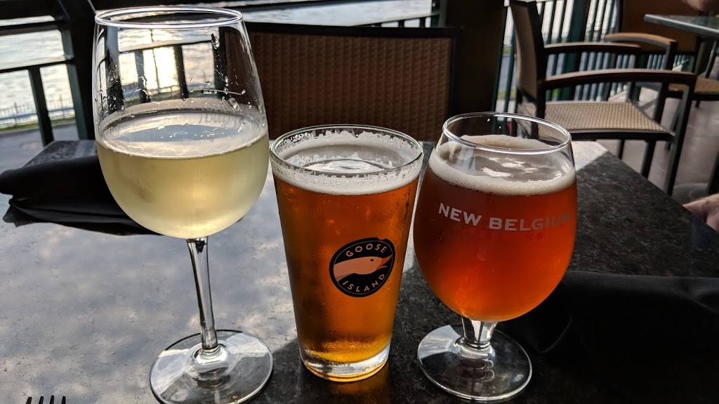 GS Steamers Bar & Grill | restaurant | 70 E 1st St, Oswego, NY 13126, USA | 3153420000 OR +1 315-342-0000