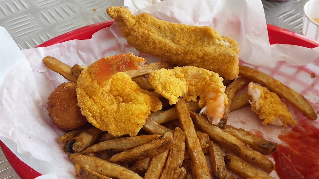 Flying Burger | restaurant | 704 S Timberlane Dr, El Dorado, AR 71730, USA | 8708640014 OR +1 870-864-0014