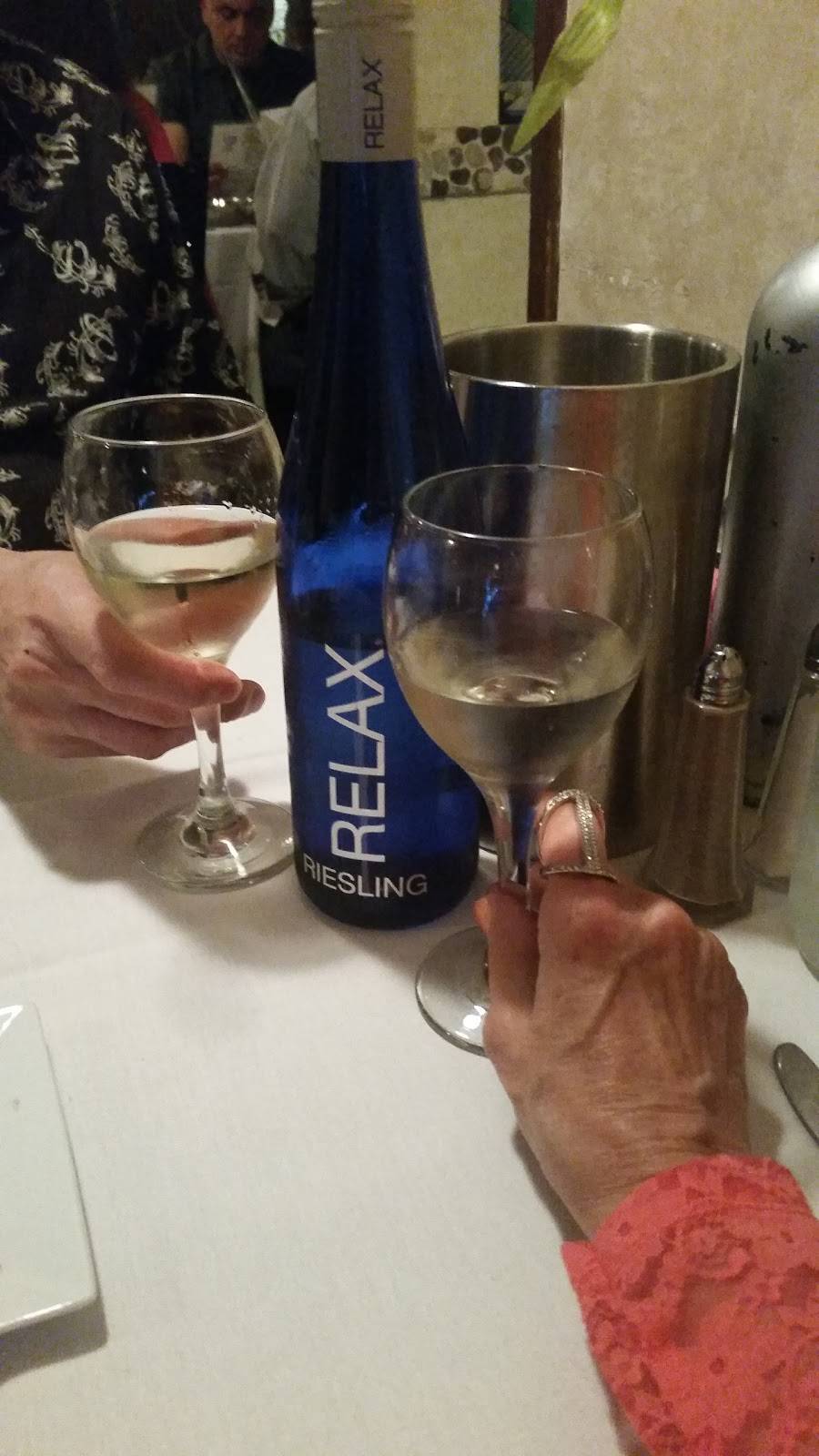 Ninis Cafe | restaurant | 710 New Dorp Ln, Staten Island, NY 10306, USA | 7183519024 OR +1 718-351-9024