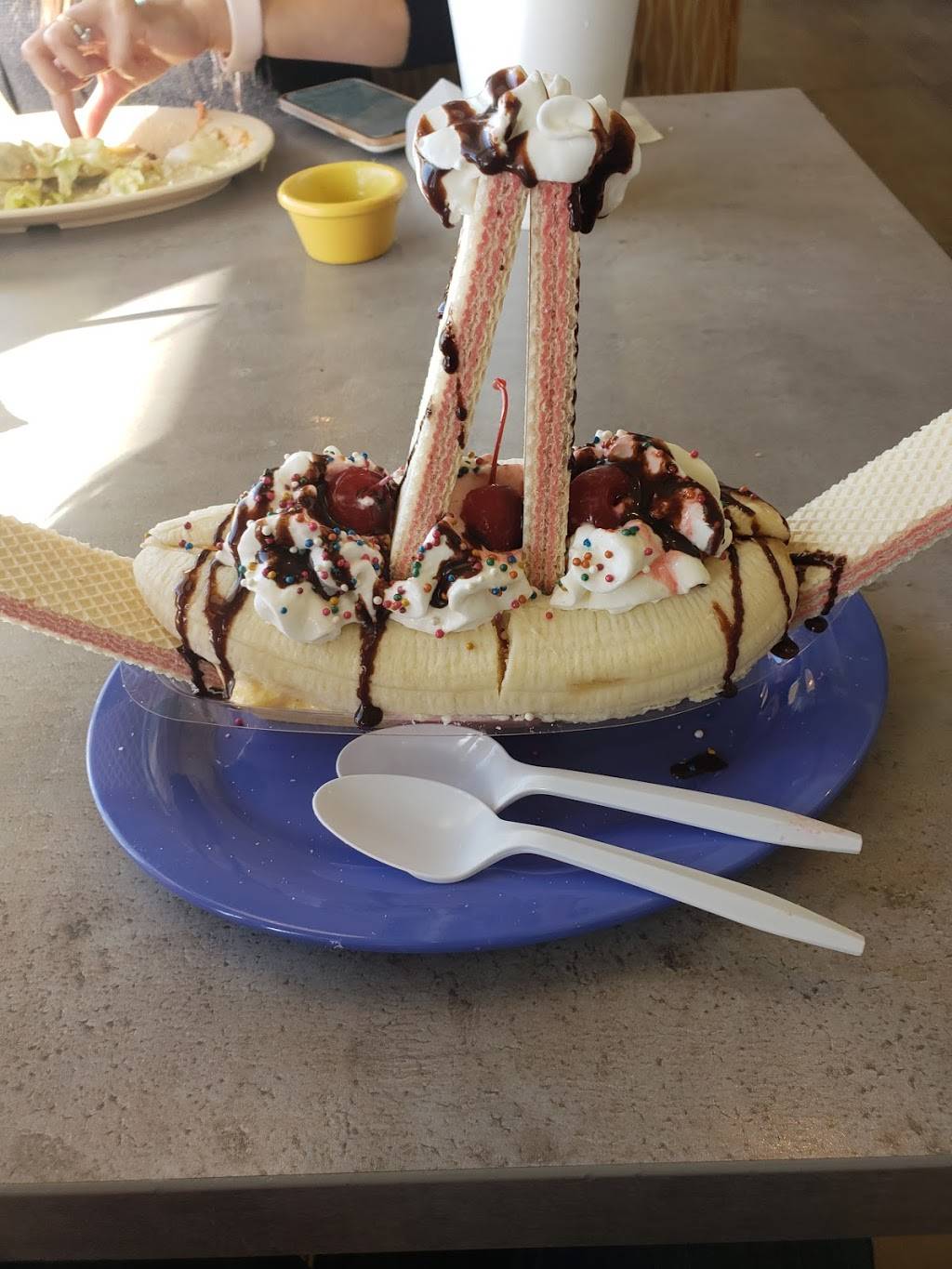 Flautas Y Paleteria Tepalca | restaurant | 5198 Doniphan Dr, El Paso, TX 79932, USA | 9153135056 OR +1 915-313-5056