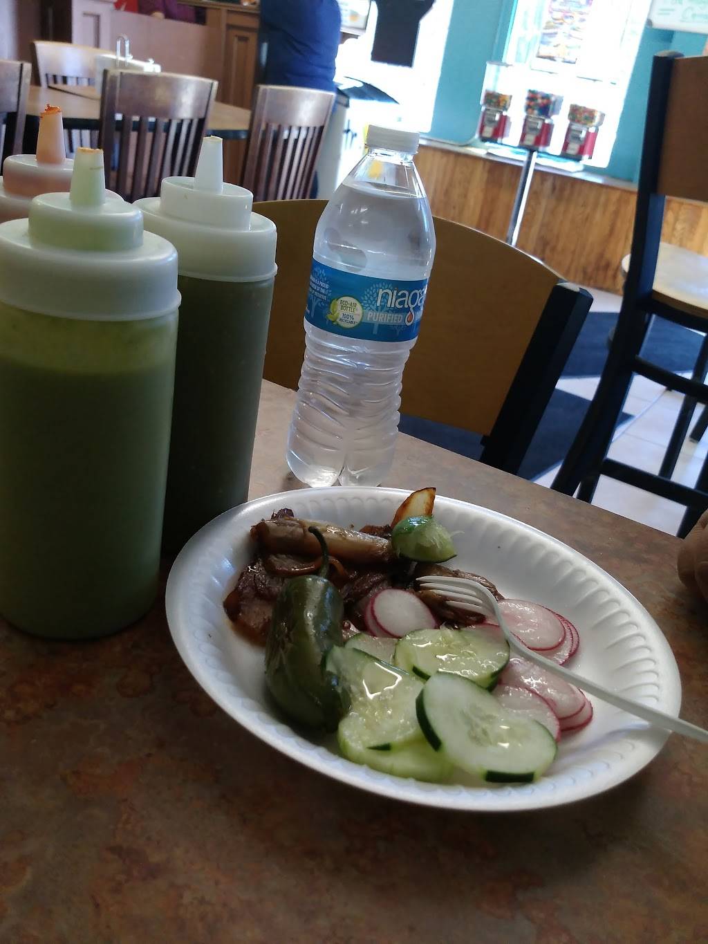 Tacos El Tio | restaurant | 78 N 10th St, Kansas City, KS 66102, USA | 9132817388 OR +1 913-281-7388