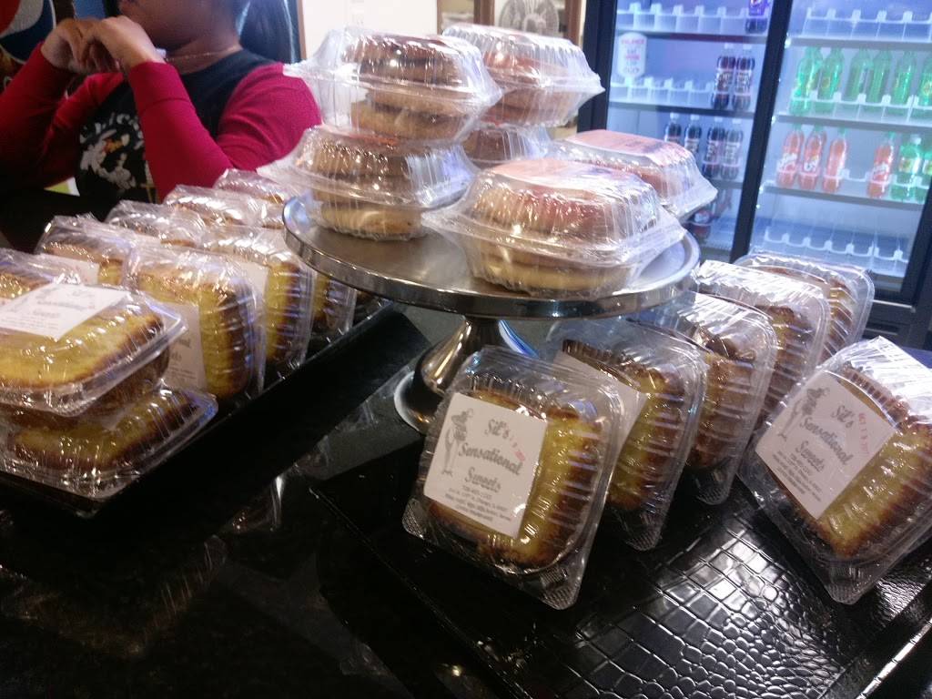 Chicagos Chicken Coop - C.C. Hills | restaurant | 4261 W 167th St, Country Club Hills, IL 60478, USA | 7086479000 OR +1 708-647-9000