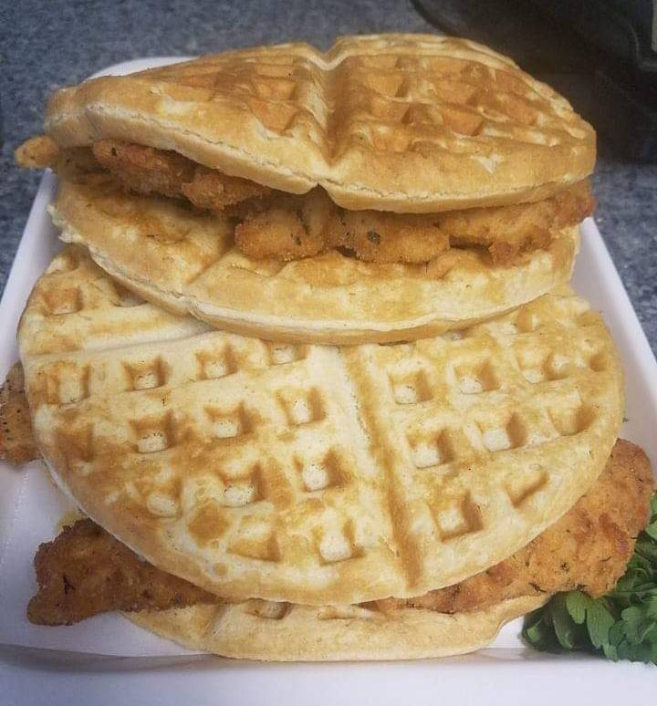 Roses River Deli | restaurant | 140 River Ave, Patchogue, NY 11772, USA | 6312894777 OR +1 631-289-4777