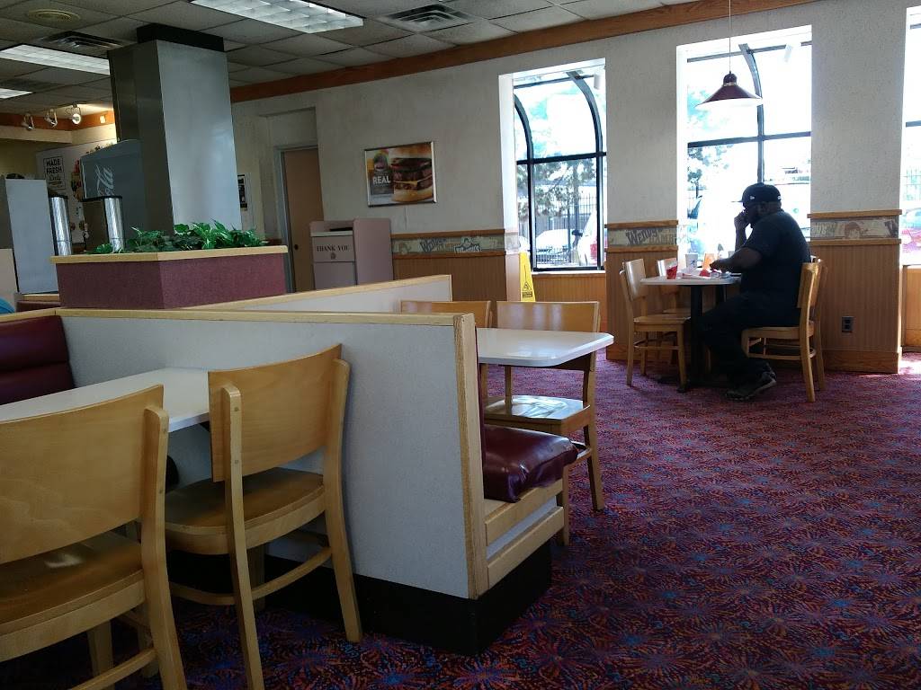 Wendys | restaurant | 6333 Eight Mile Rd, Detroit, MI 48221, USA | 3133452141 OR +1 313-345-2141