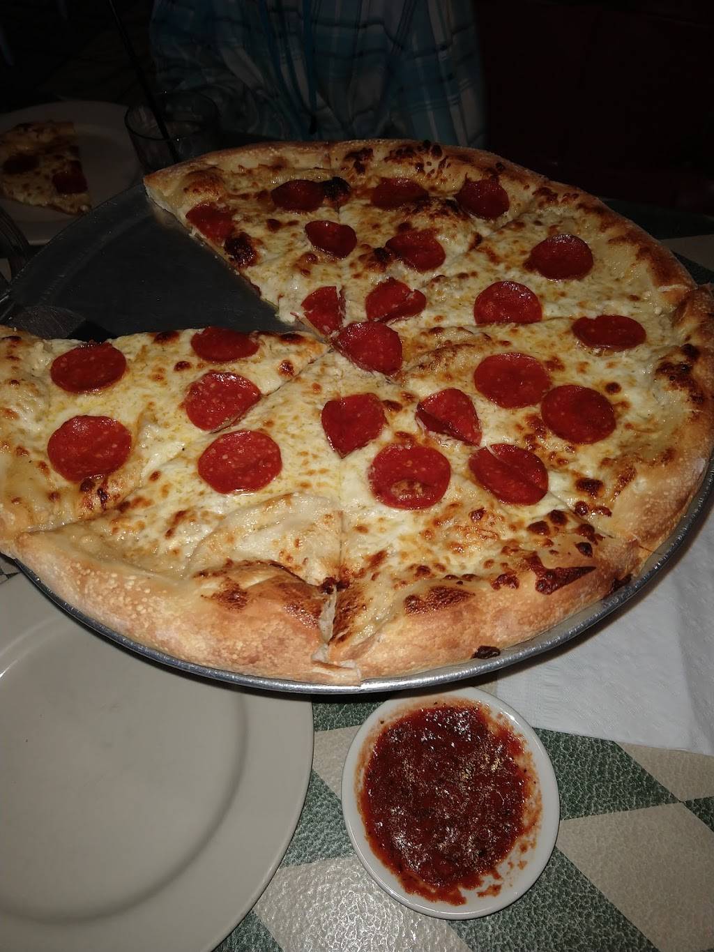 Two Guys From Italy Restaurant And Sports Lounge | restaurant | 5792 S Suncoast Blvd, Homosassa Springs, FL 34446, USA | 3526286955 OR +1 352-628-6955