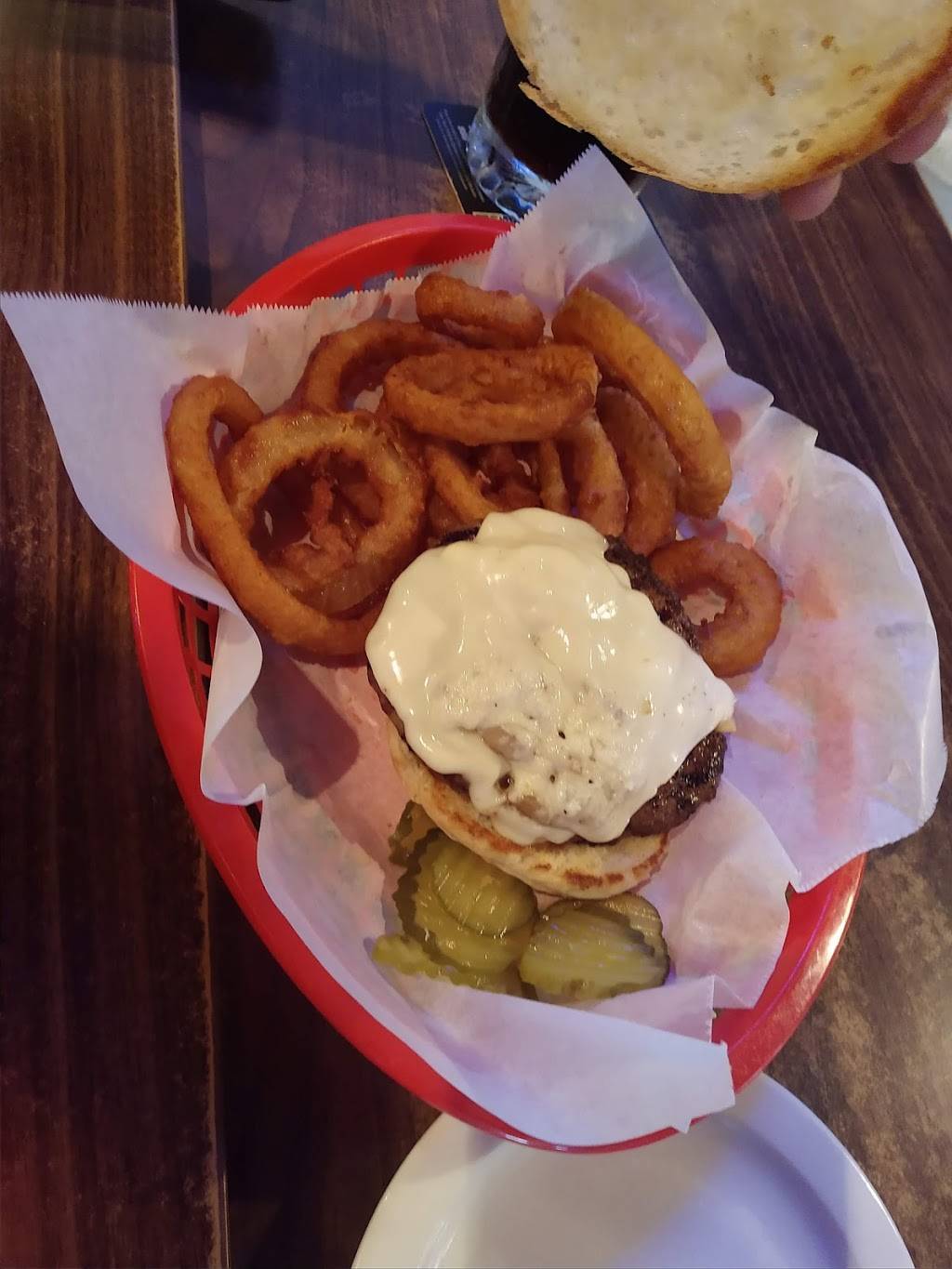 Herbys Bar Grill & Cafe | restaurant | 211 Main Ave, Carlos, MN 56319, USA | 3208527170 OR +1 320-852-7170