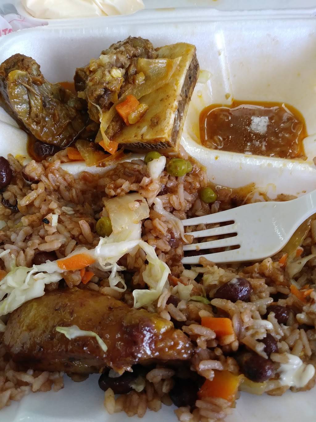 Pinolandia | restaurant | 1100 NW 119th St, Miami, FL 33168, USA | 3053815485 OR +1 305-381-5485