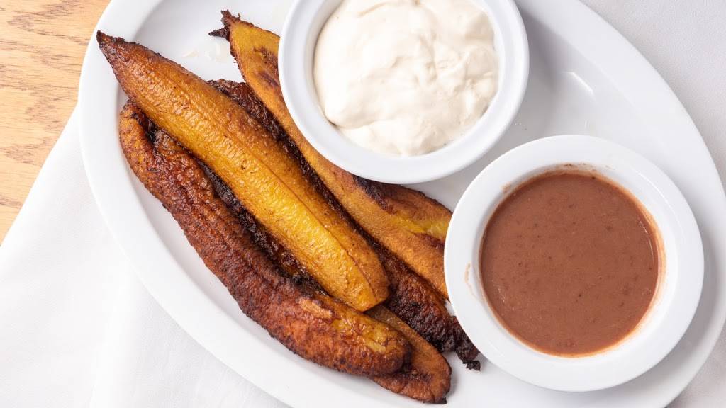 Shucos L.A Restaurant | restaurant | 2470 S Atlantic Blvd, Commerce, CA 90040, USA | 3233182339 OR +1 323-318-2339