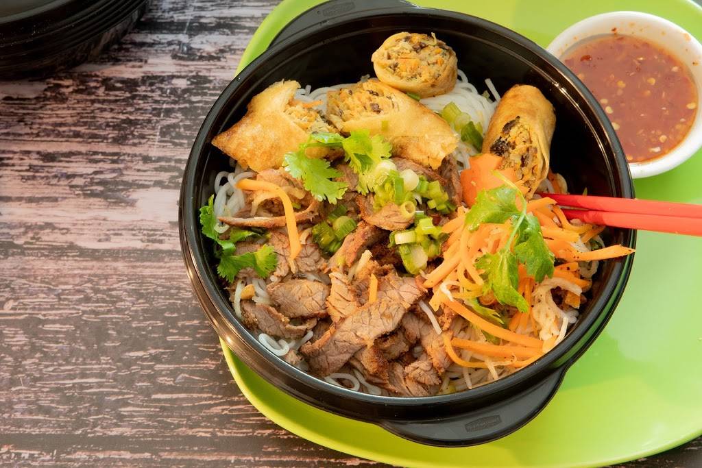 Pho Go | restaurant | 1400 Park St, Hartford, CT 06106, USA | 8604704485 OR +1 860-470-4485