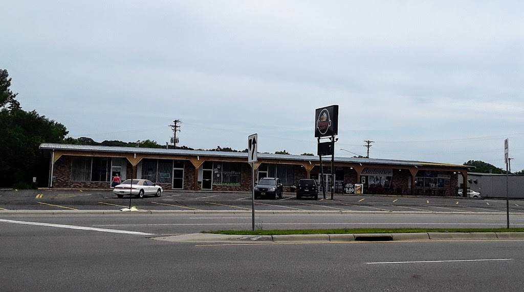 Dannys Dugout | restaurant | 736 S Benton Dr, Sauk Rapids, MN 56379, USA | 3202520451 OR +1 320-252-0451