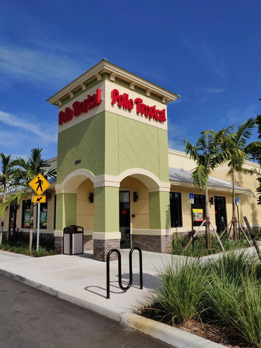 Pollo Tropical | restaurant | 8851 W Commercial Blvd, Tamarac, FL 33351, USA | 9547167947 OR +1 954-716-7947