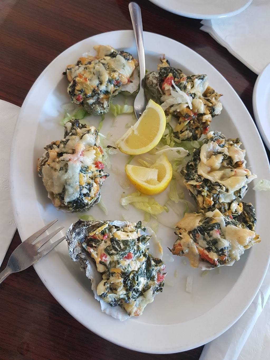 The Catch Restaurant & Bar | restaurant | 102041 Overseas Hwy, Key Largo, FL 33037, USA | 3052044143 OR +1 305-204-4143