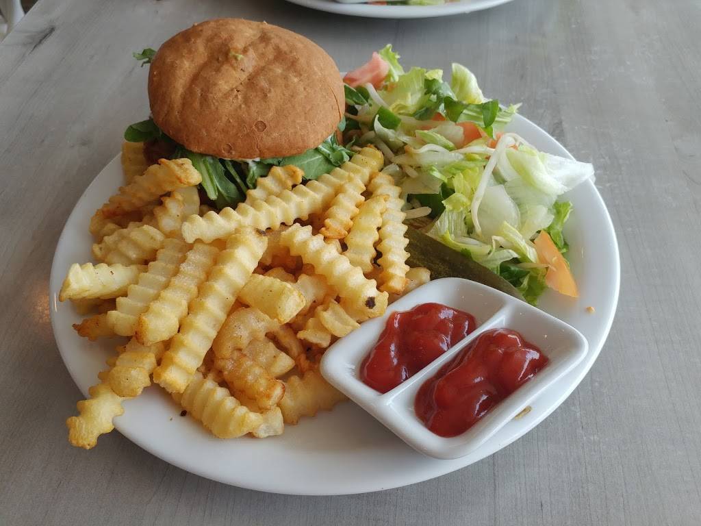 Nabati Bistro | restaurant | 1859 Rue Saint-Louis, Saint-Laurent, QC H4M 1N5, Canada | 5145095119 OR +1 514-509-5119